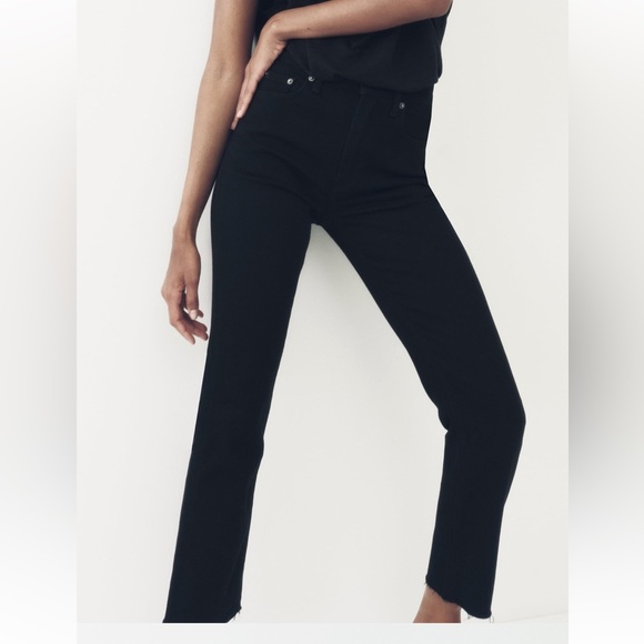 NEW HIGH-WAISTED CROPPED SLIM FIT JEANS - Picture 1 of 11